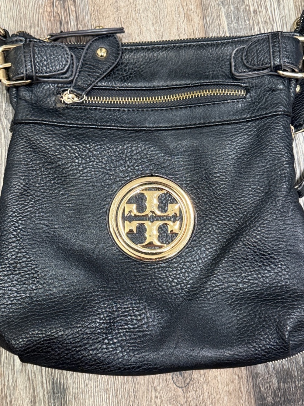Tory Burch Black Pebbled Leather Crossbody Gold Logo - Picture 2 of 13